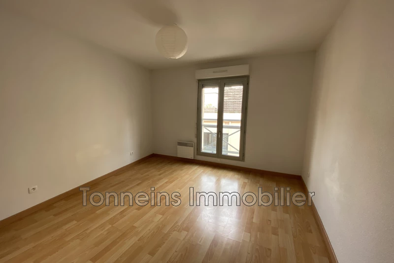 Location appartement Tonneins  