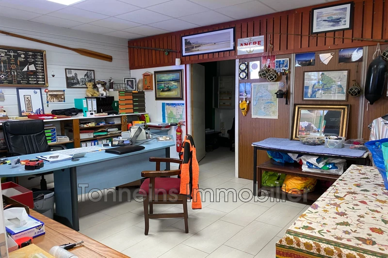 Professionnel local commercial Saint-Pardoux-du-Breuil  