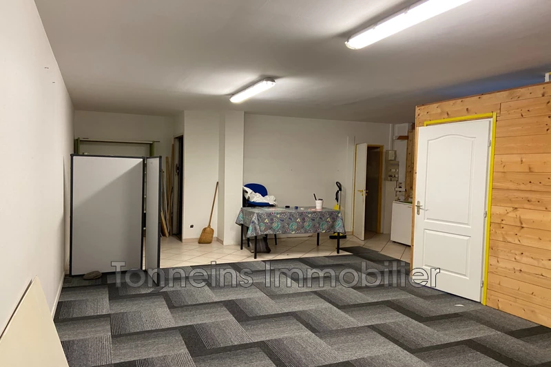 Professionnel local commercial Tonneins  