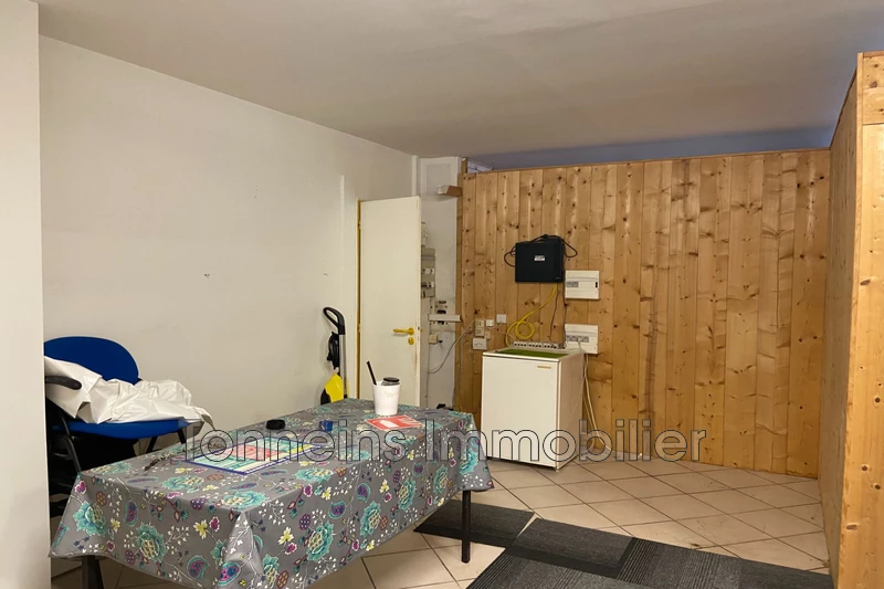 Professionnel local commercial Tonneins  