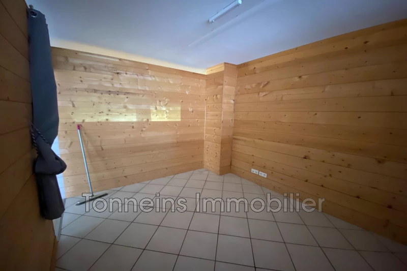 Professionnel local commercial Tonneins  