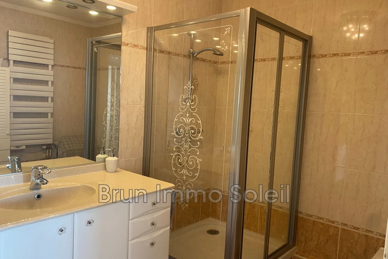 Location appartement Saint-Laurent-du-Var  