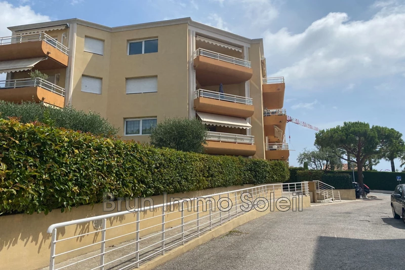 Location appartement Saint-Laurent-du-Var  