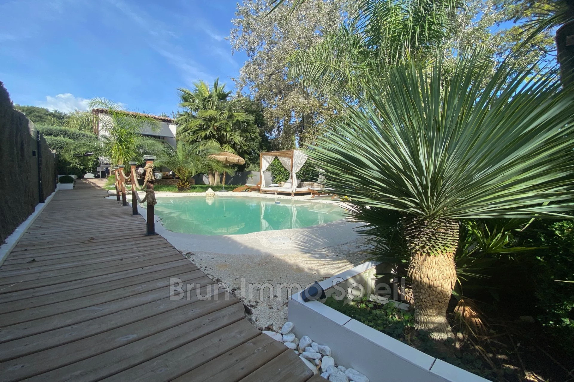 Maison 4 pièces 110 m² · à La Colle-sur-Loup · 110 m² · 898 000 €