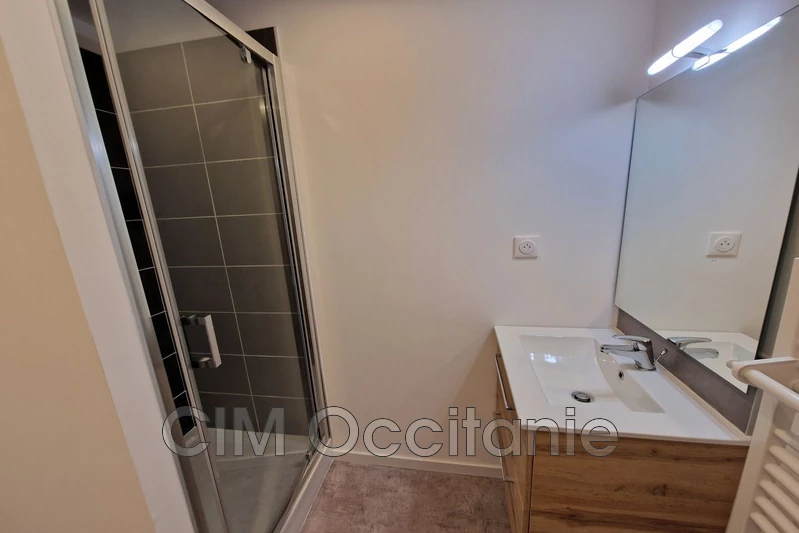 Location appartement Uzès  