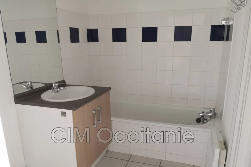 Location appartement Labastide-Saint-Sernin  