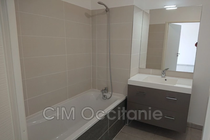 Location appartement Saint-Brès  