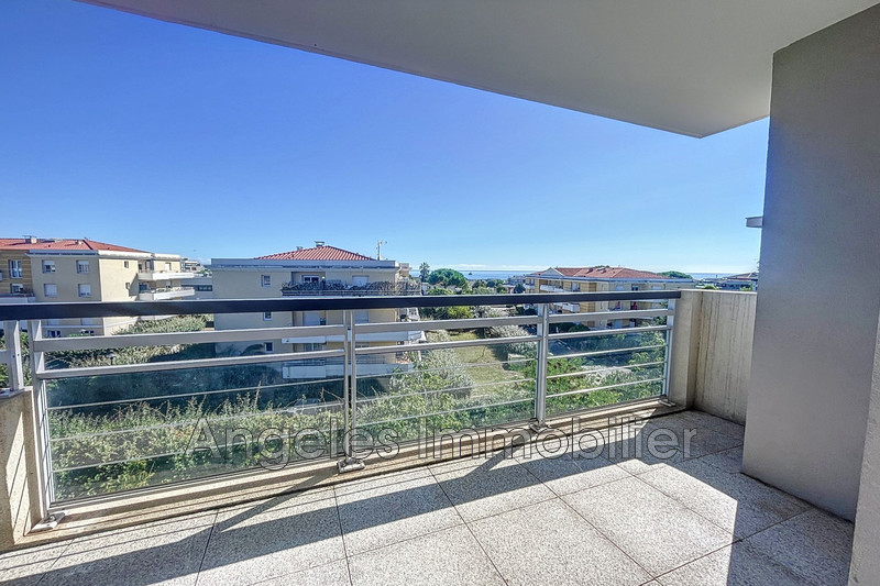 appartement  2 pièces  Antibes   39 m² -   