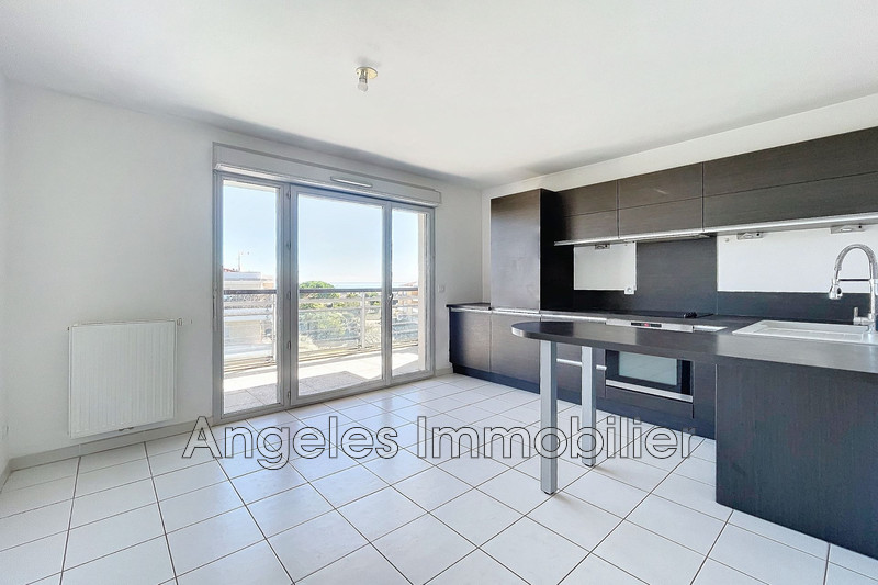 Location appartement Antibes  