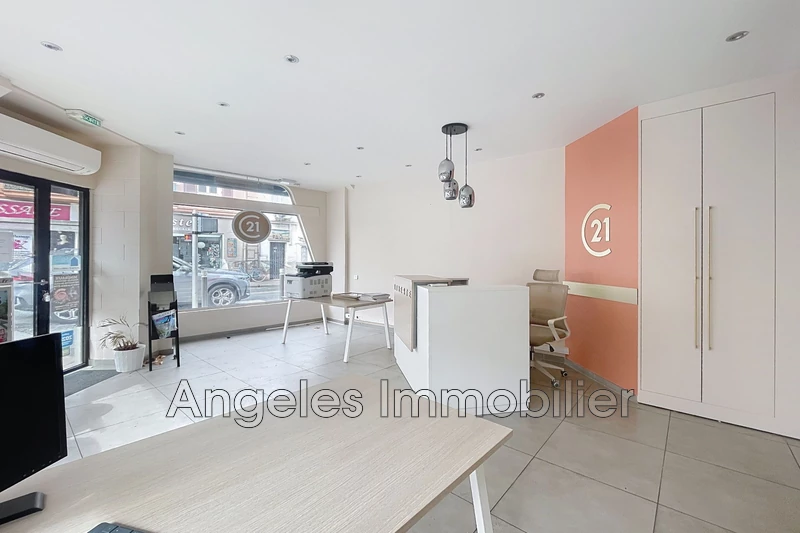 Professionnel local commercial Vallauris  