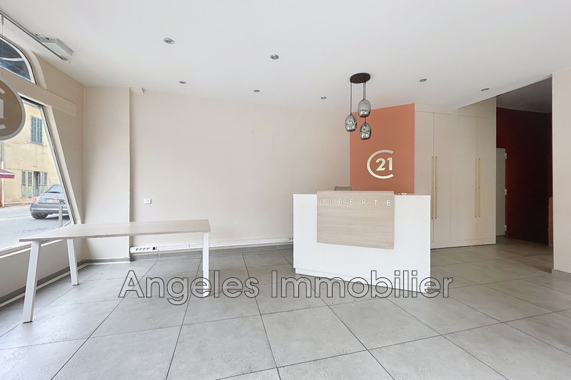 Professionnel local commercial Vallauris  