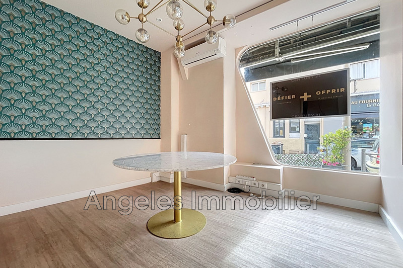 Professionnel local commercial Vallauris  