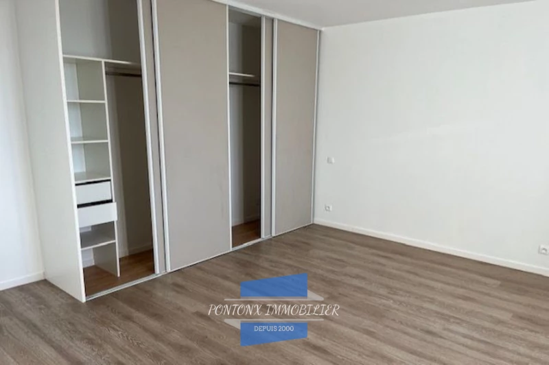 Location appartement Mimbaste  