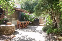Location saisonnière maison de village La Garde-Freinet  