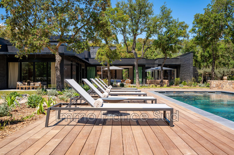 Location saisonnière villa contemporaine Grimaud  
