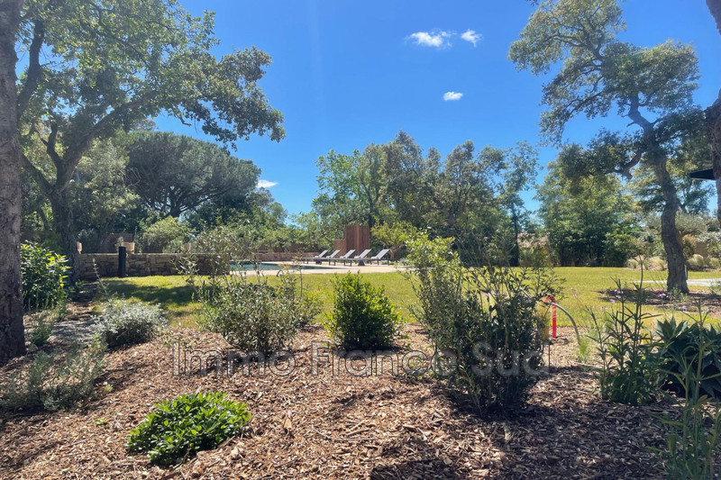 Location saisonnière villa contemporaine Grimaud  