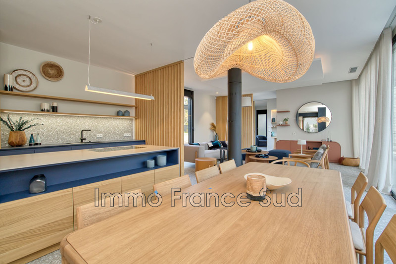 Location saisonnière villa contemporaine Grimaud  
