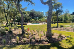 Location saisonnière villa contemporaine Grimaud  