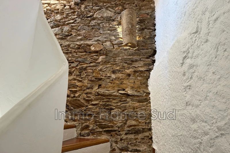 Location saisonnière maison de village La Garde-Freinet  