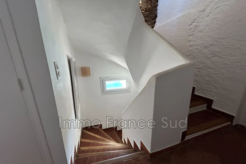 Location saisonnière maison de village La Garde-Freinet  