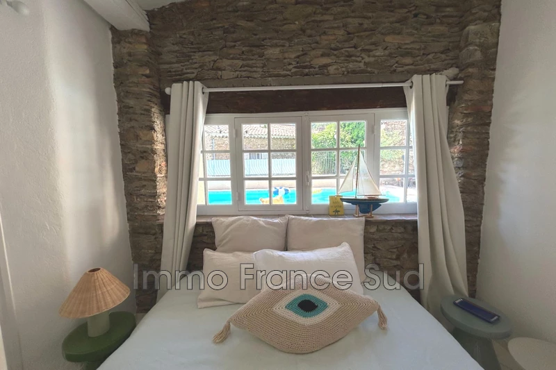 Location saisonnière maison de village La Garde-Freinet  