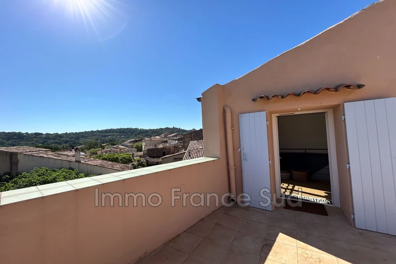 Location saisonnière maison de village La Garde-Freinet  