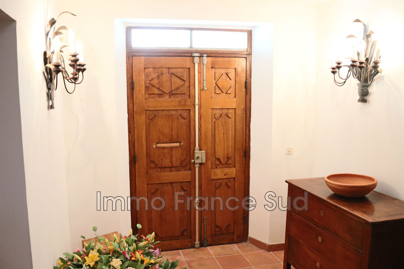 Photo n°2 -  maison de village La Garde-Freinet 83680 - 2 100 €