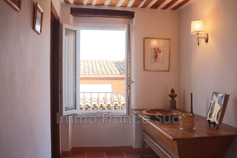 Photo n°18 -  maison de village La Garde-Freinet 83680 - 2 100 €