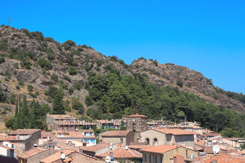 Photo n°1 -  maison de village La Garde-Freinet 83680 - 2 100 €