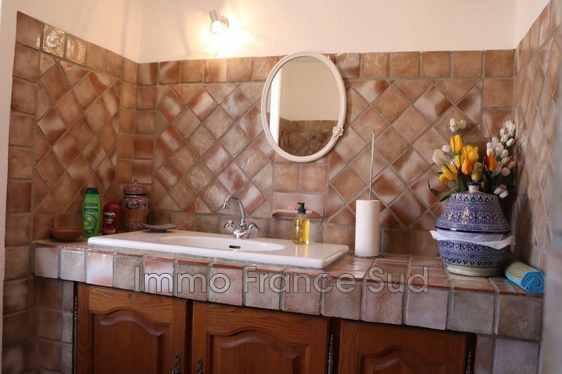Photo n°15 -  maison de village La Garde-Freinet 83680 - 2 100 €
