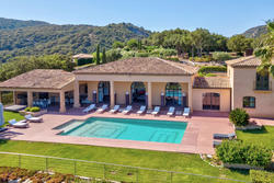 Location saisonnière villa Grimaud  