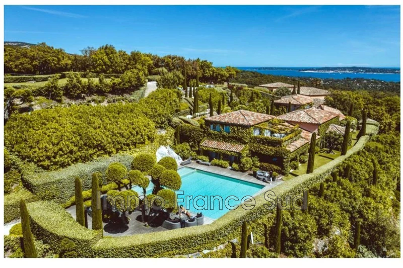 Location saisonnière demeure de prestige Grimaud Location saisonnière demeure de prestige Grimaud
