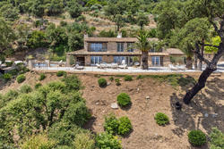 Location saisonnière bastide La Garde-Freinet  