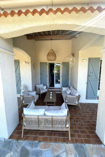 Location saisonnière villa La Garde-Freinet  