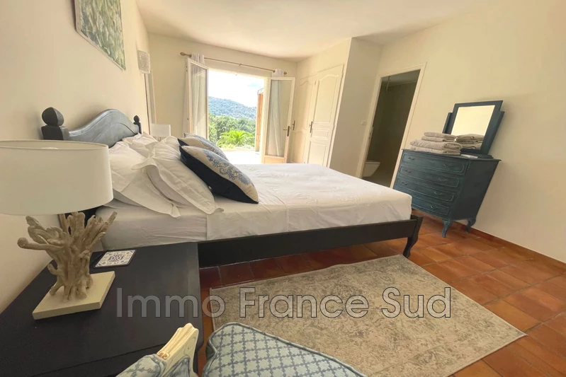 Location saisonnière villa La Garde-Freinet  