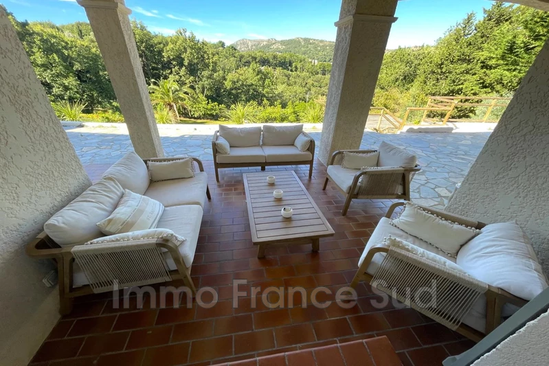 Location saisonnière villa La Garde-Freinet  