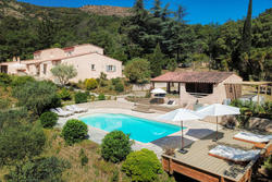 Photos  Maison Villa La Garde-Freinet 83680