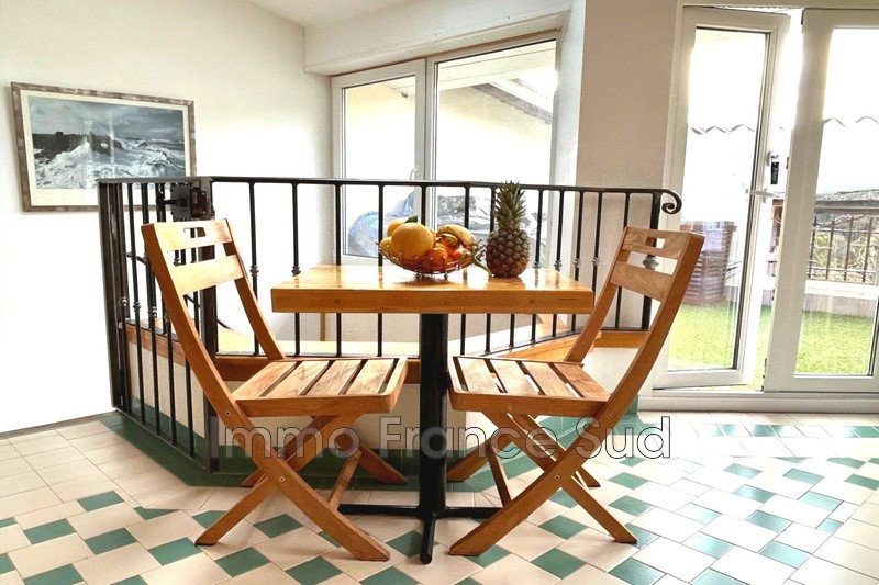 Photo n°4 -  maison de village La Garde-Freinet 83680 - 2 200 €