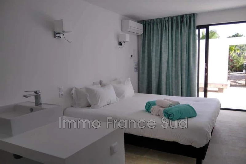 Professionnel Murs hôtel Le Muy  