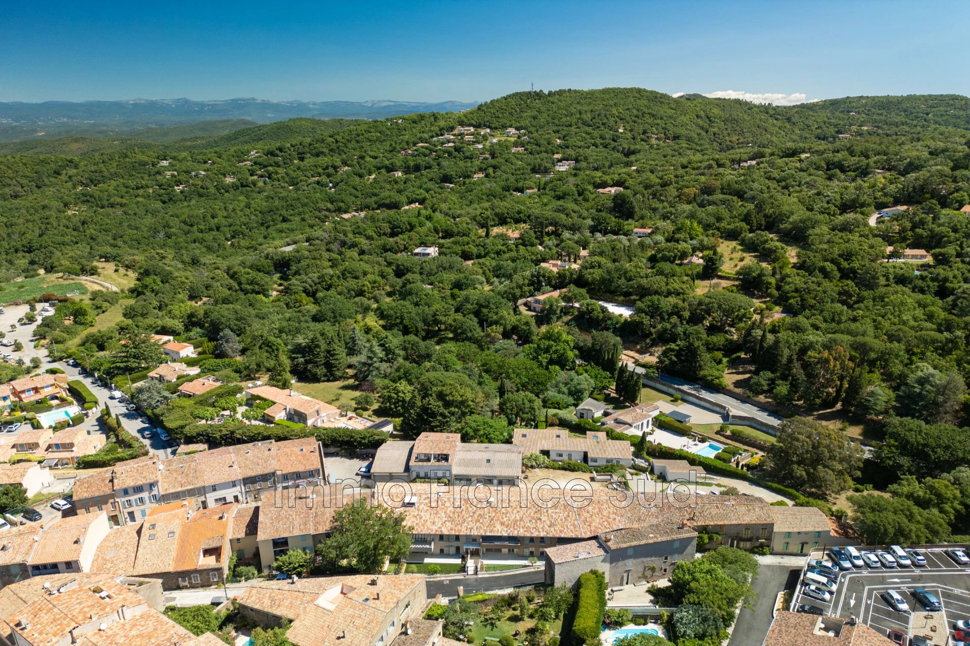 Appartement 4 pièces 105 m² · à La Garde Freinet · 105 m² · 500 000 €