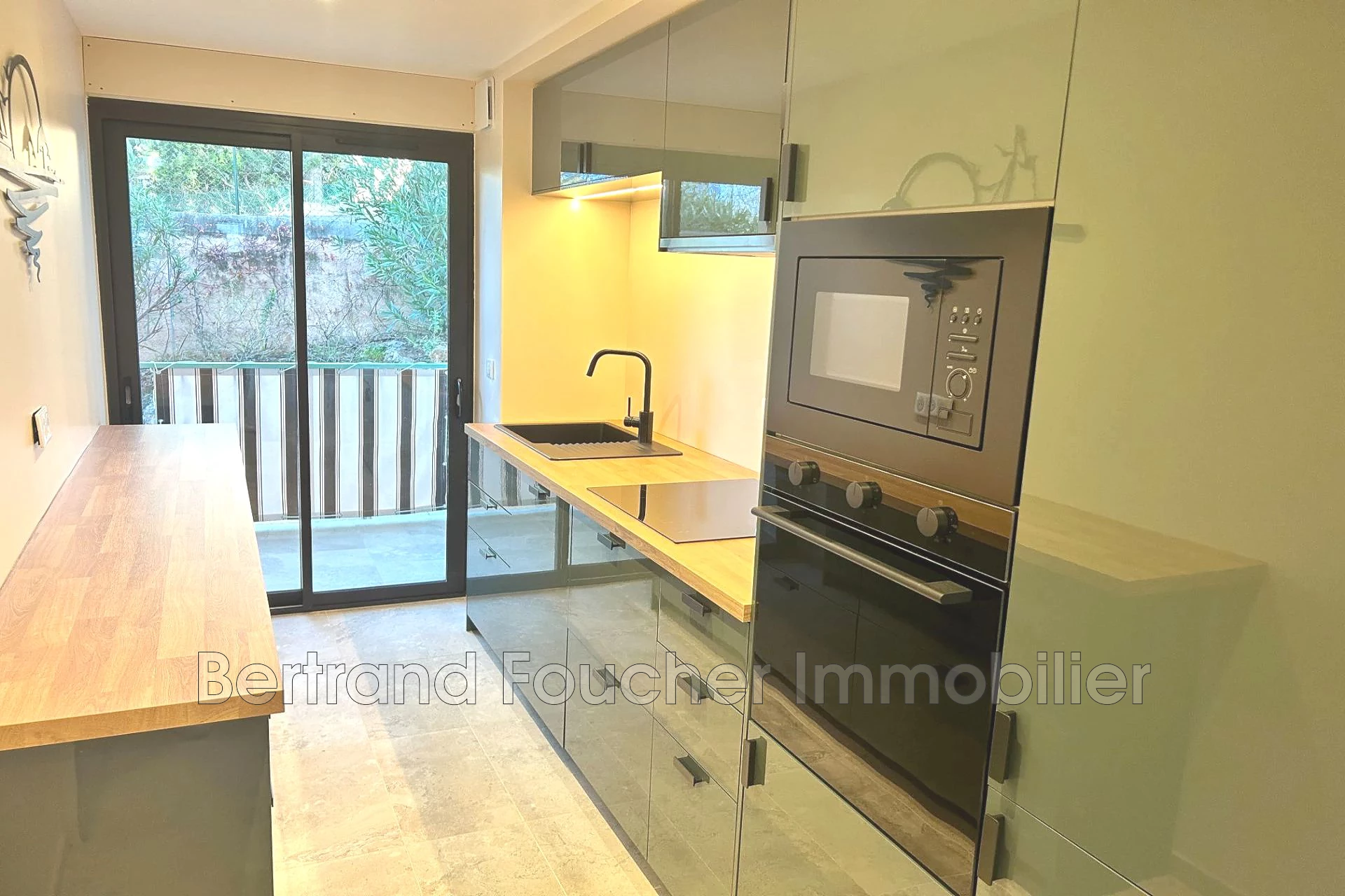 Appartement 3 pièces 67 m² · à Cavalaire-sur-Mer · 67 m² · 450 000 €