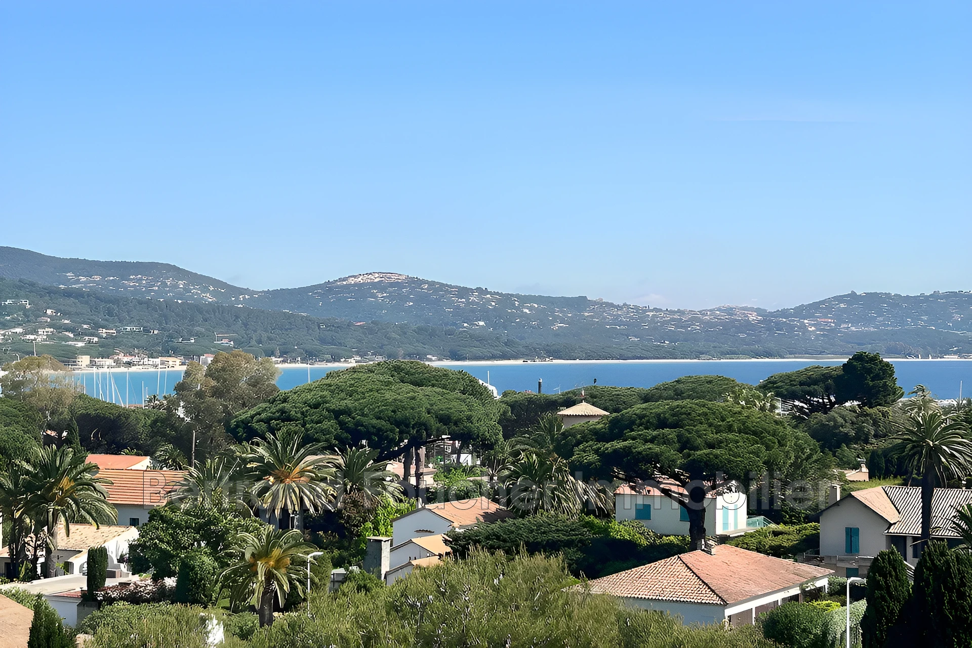 Appartement 4 pièces 93 m² · à Cavalaire-sur-Mer · 93 m² · 530 000 €