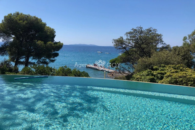 Location saisonnière house Rayol-Canadel-sur-Mer  