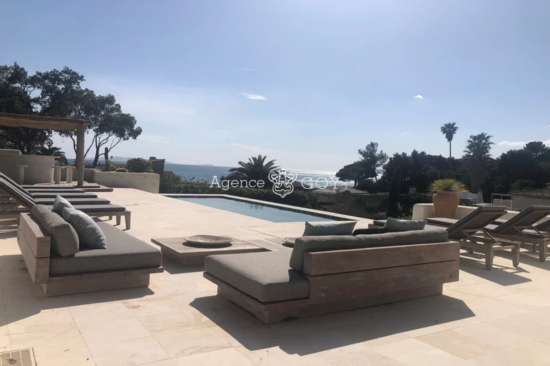 Location saisonnière villa Rayol-Canadel-sur-Mer  