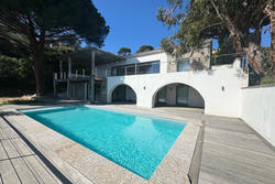 Location saisonnière villa contemporaine Rayol-Canadel-sur-Mer  