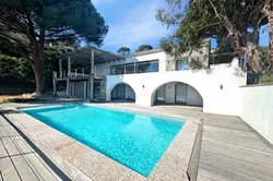 Location saisonnière villa contemporaine Rayol-Canadel-sur-Mer  