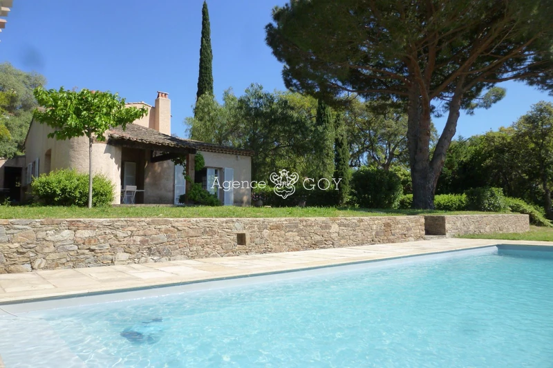 Location saisonnière villa Rayol-Canadel-sur-Mer  