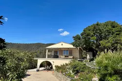 Location saisonnière villa Rayol-Canadel-sur-Mer  
