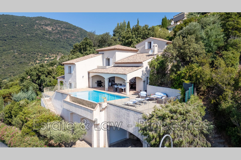 Photo n°3 - Vente Maison villa provençale Cavalaire-sur-Mer 83240 - 1 550 000 €