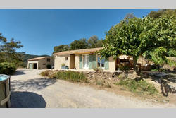 Photos  Maison de campagne à vendre La Garde-Freinet 83680